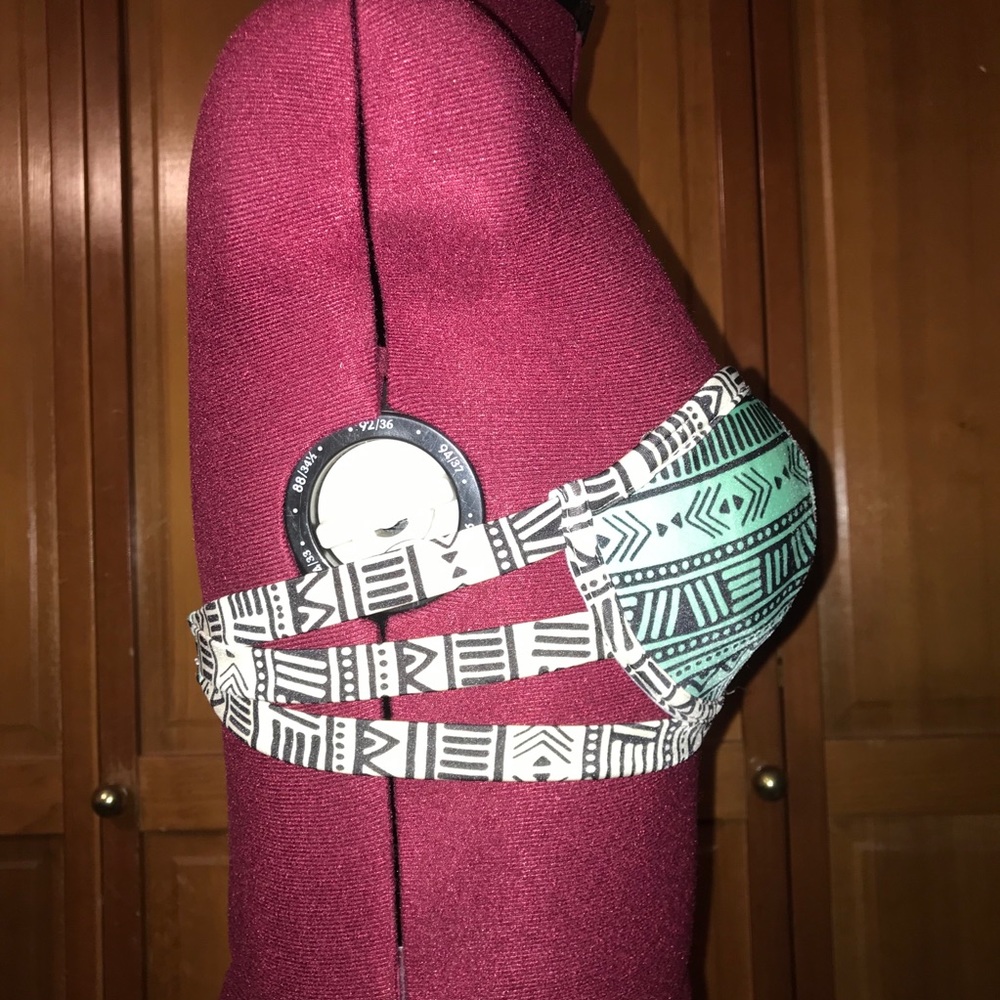 Bathing suit - Picture 2 of 5